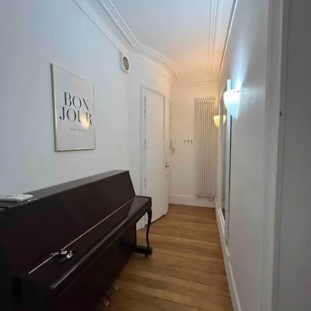Apartment 3 Pieces Dans Le Coeur Du 16e Paris